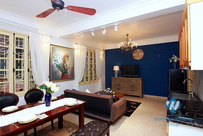 A stylish 1 bedroom apartment for rent in Au Co street