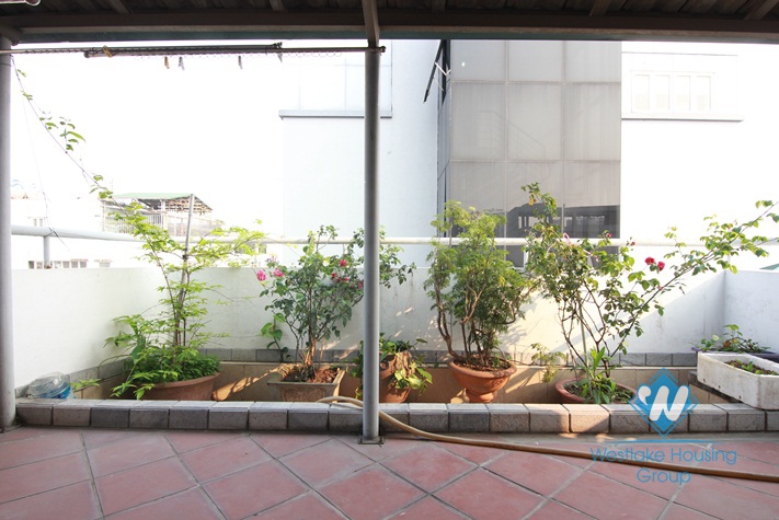 A super bright and cool apartment in hight level for rent on Lac Long Quan street.