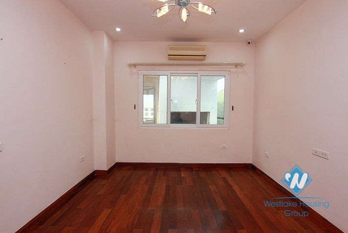 Quiet and nice house with 04 bedrooms for rent in Tay Ho, Ha Noi