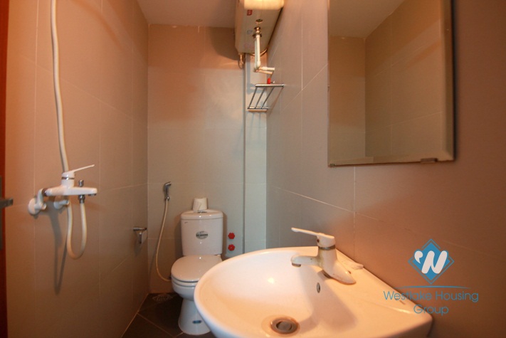 A massive old but modern villa for rent in a quiet alley of Au Co street, Tay Ho 