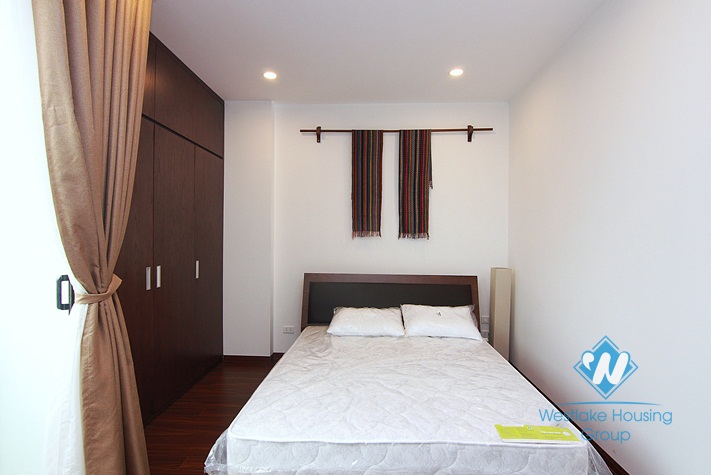 A bright and lovely apartment for rent on Tu Hoa street