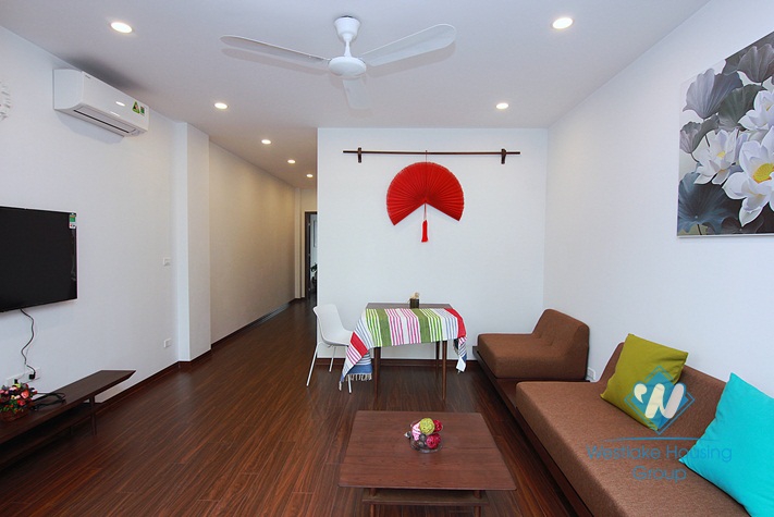 A bright and lovely apartment for rent on Tu Hoa street