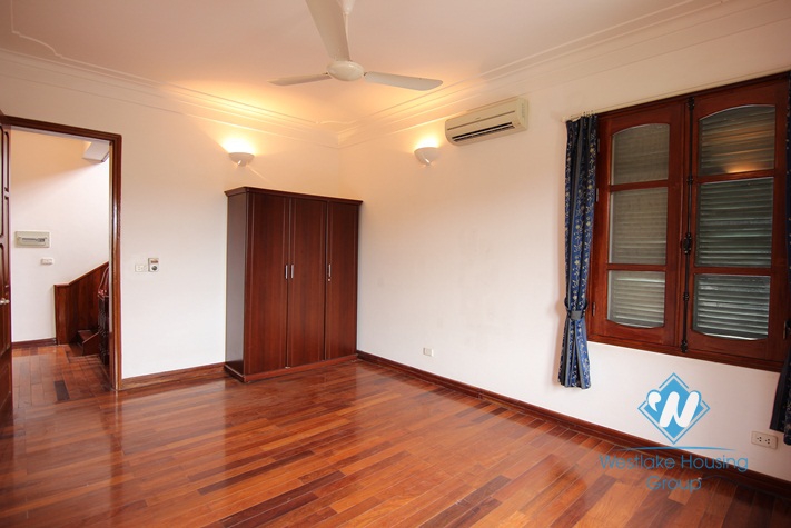 Unfurnished, bright and spacious villa to rent in Tay Ho
