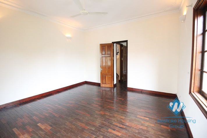 A huge house with 7 bedrooms and swimming pool for rent in Westlake, Tay Ho, Hanoi