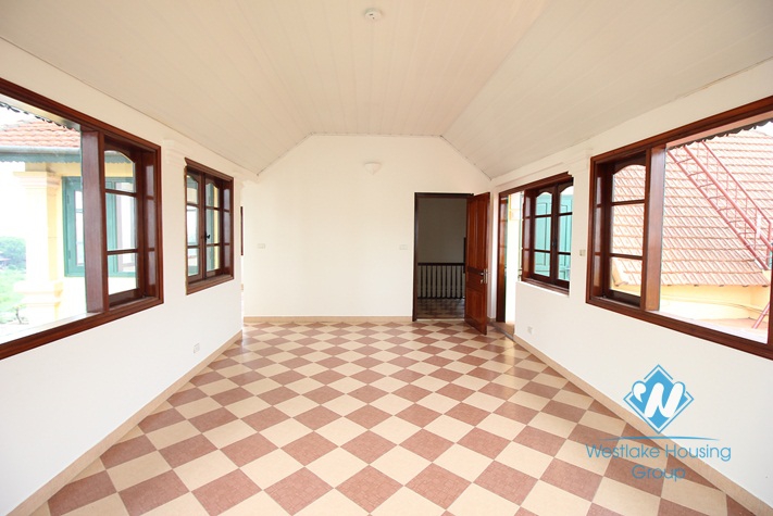 A huge house with 7 bedrooms and swimming pool for rent in Westlake, Tay Ho, Hanoi