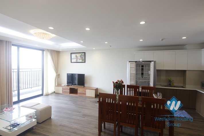 A delightful 2 bedroom apartment for rent in Hongkong Tower