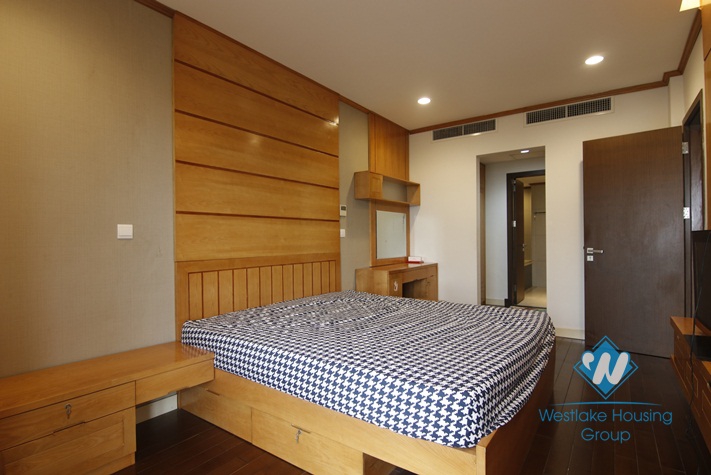 A bright and spacious 2 bedroom apartment for rent in Lancaster