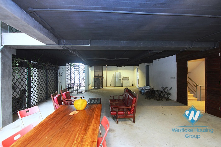 Beautiful place for open restaurant or office in Tay Ho area 