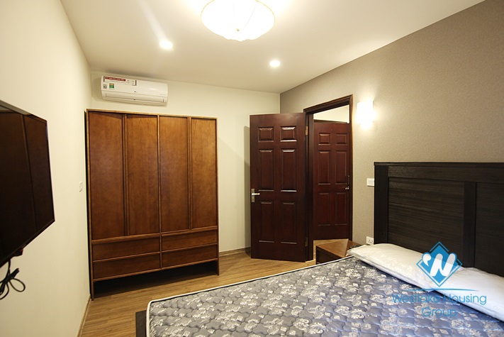 One bedroom apartment in 3rd floor for rent in Tay Ho.