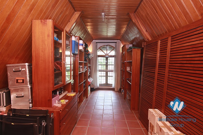 Beautiful house with big swimming pool for rent in Tay Ho District, Ha Noi