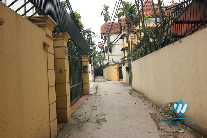 Beautiful house with big swimming pool for rent in Tay Ho District, Ha Noi