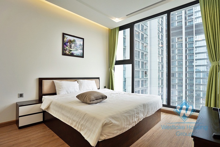 Three bedrooms apartment for rent in M3 tower, Vinhome Metropolis, Ba Dinh.