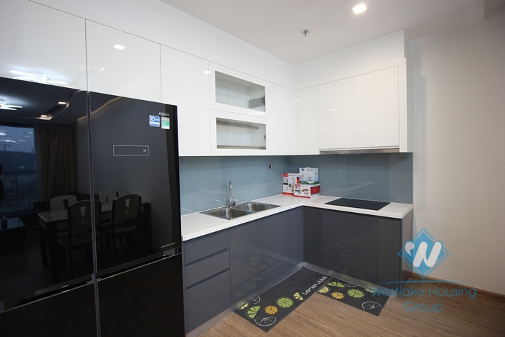 Three bedrooms apartments for rent in Vinhome Metropolis 29 Lieu Giai Ba Dinh.