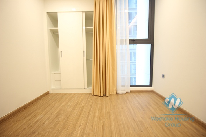Three bedrooms apartments for rent in Vinhome Metropolis 29 Lieu Giai Ba Dinh.