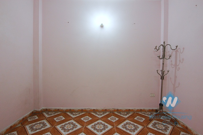 3 bedrooms house for rent cheap price in Au Co, Tay Ho.