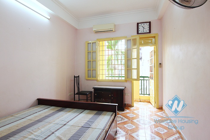 3 bedrooms house for rent cheap price in Au Co, Tay Ho.
