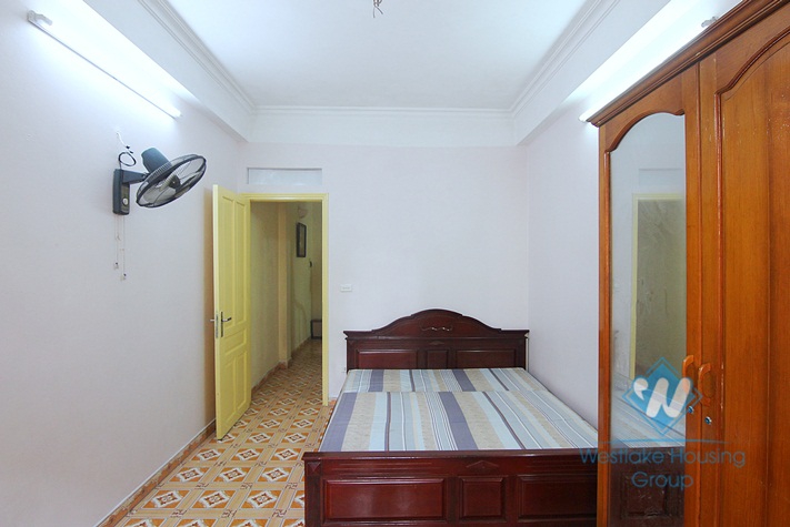 3 bedrooms house for rent cheap price in Au Co, Tay Ho.