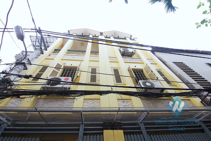 3 bedrooms house for rent cheap price in Au Co, Tay Ho.