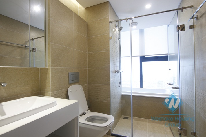 03 bedrooms apartment with 146sqm for rent in Vinhome Metropolis.