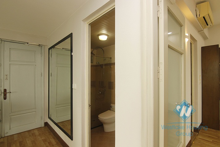 Penhouse with lakeview in Ba Dinh district for rent.