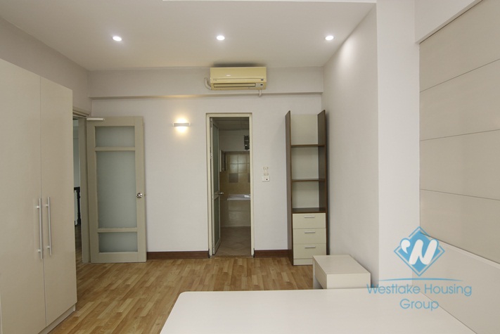 Penhouse with lakeview in Ba Dinh district for rent.