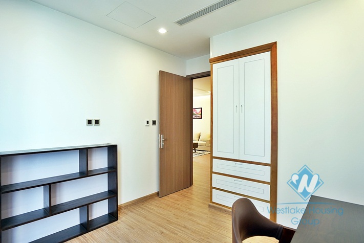 Three bedrooms apartment for rent in M3 tower, Vinhome Metropolis, Ba Dinh.