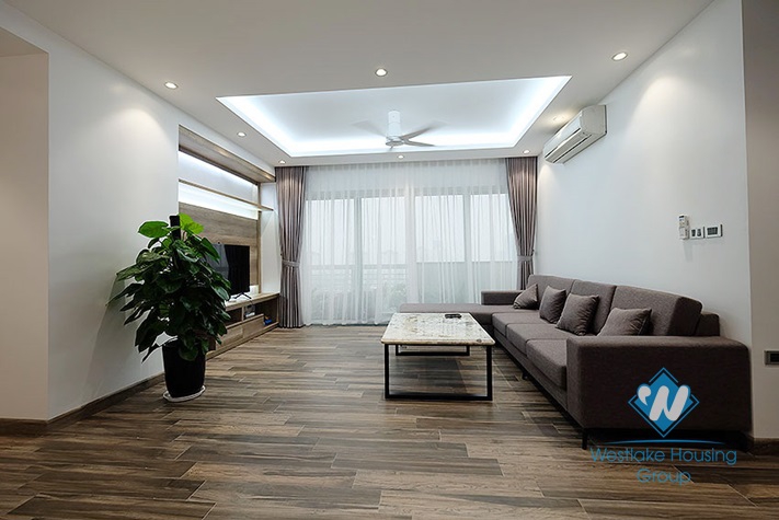 A nice and new 3 bedroom apartment for rent in Ciputra, Tay ho, Ha noi