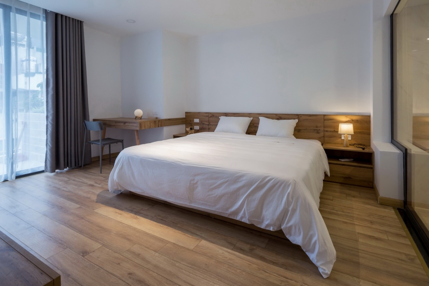 Brand new 02 bedrooms with big balcony for rent in Tay Ho area 