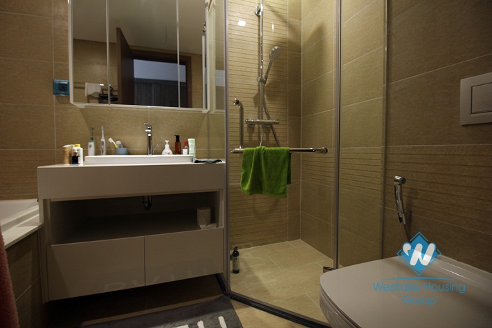 A beautiful 3 bedroom apartment in Vinhome Metropolis, Ba dinh