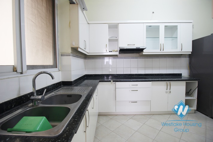Four bedrooms apartment for rent in Ciputra, Tay Ho, Hanoi.