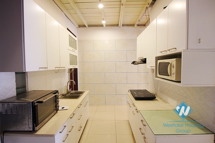 A good house with big yard for rent in Tay ho, Ha noi