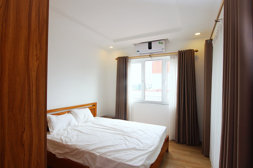 Top floor super modern apartment for rent on Dang Thai Mai, Tay Ho