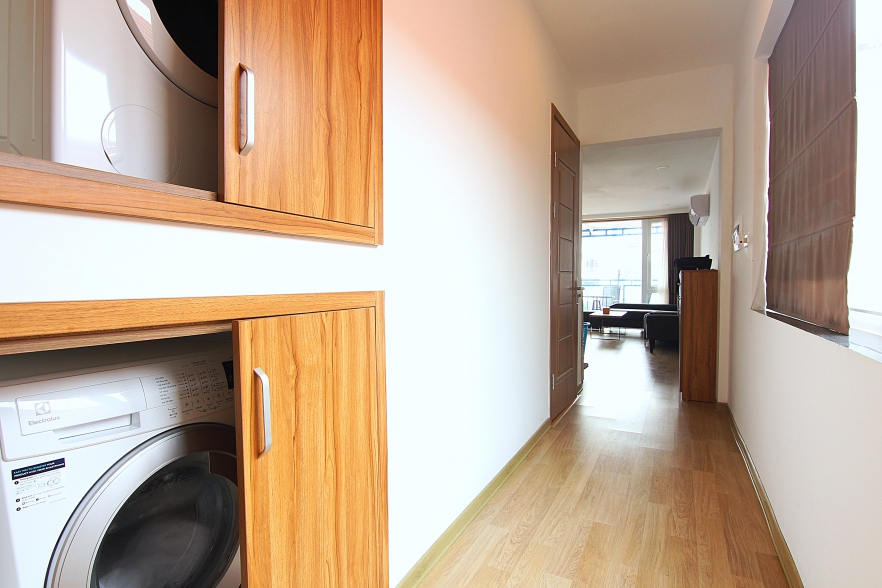 Top floor super modern apartment for rent on Dang Thai Mai, Tay Ho