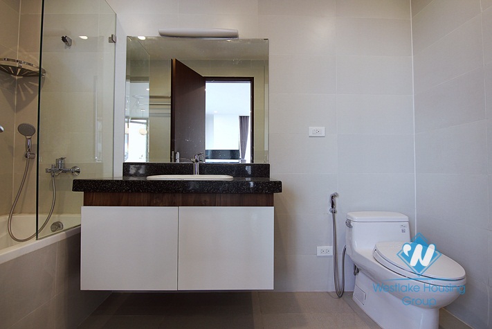 A brand new 2 bedroom apartment  with lake view in Tu hoa, Tay ho