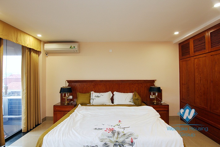 A new studio with lot of natural light for rent in Au co, Tay ho