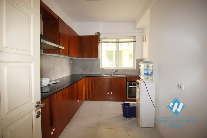 A cheap 4 bedroom apartment for rent in Ciputra, Tay ho