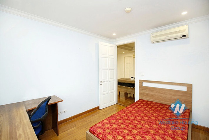 A reasonable price 4 bedroom apartment in Ciputra for rent