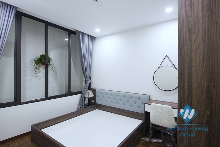 A brandnew 1 bedroom apartment for rent in Nhat Chieu st, Tay Ho district.