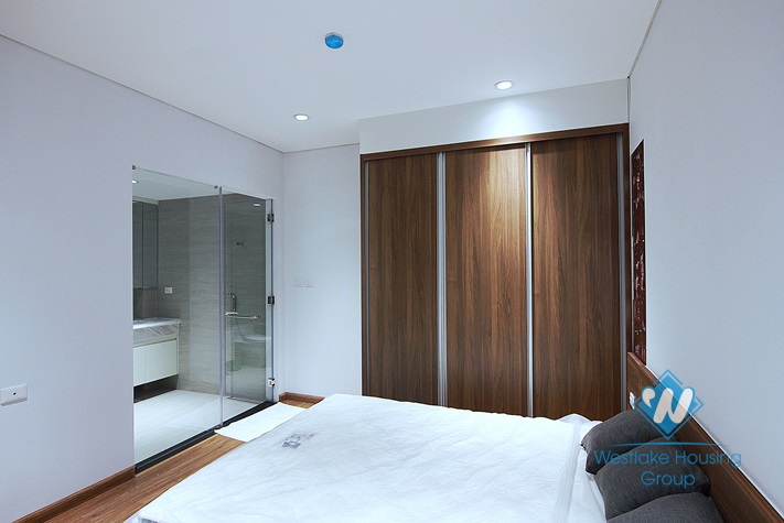 Bright and new apartment with 1 bedroom for rent in Tay Ho area.