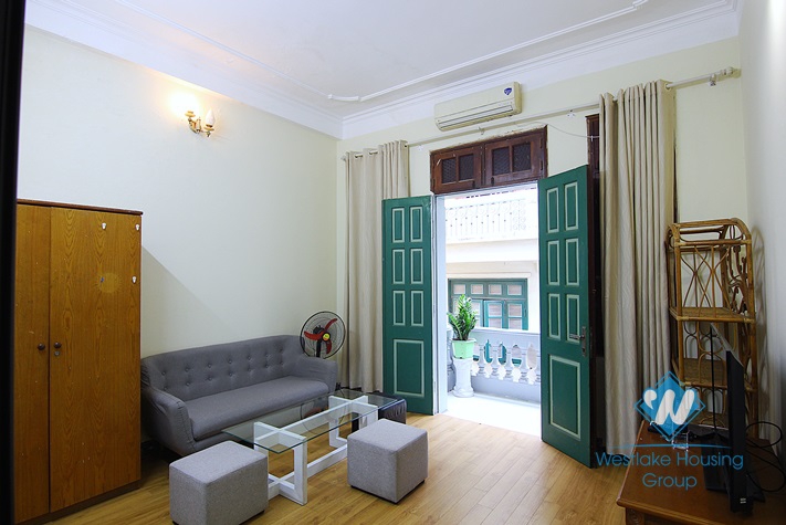 Super 1 bedroom apartment for rent in Au Co st, Tay Ho.