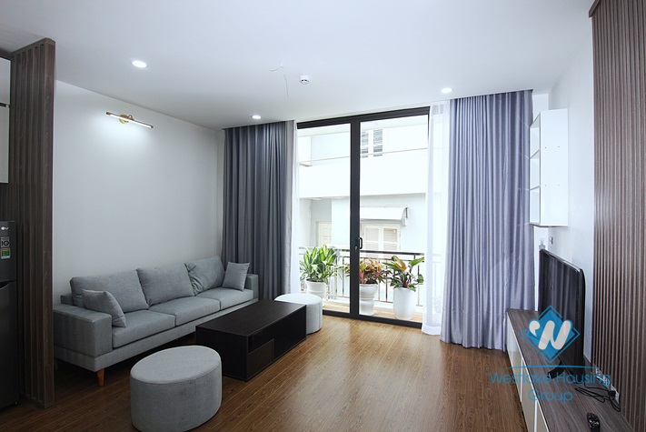 A brandnew 1 bedroom apartment for rent in Nhat Chieu st, Tay Ho district.