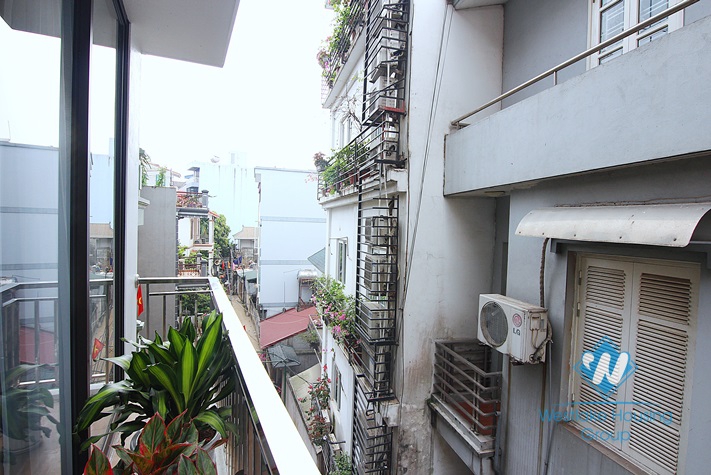 A brandnew 1 bedroom apartment for rent in Nhat Chieu st, Tay Ho district.