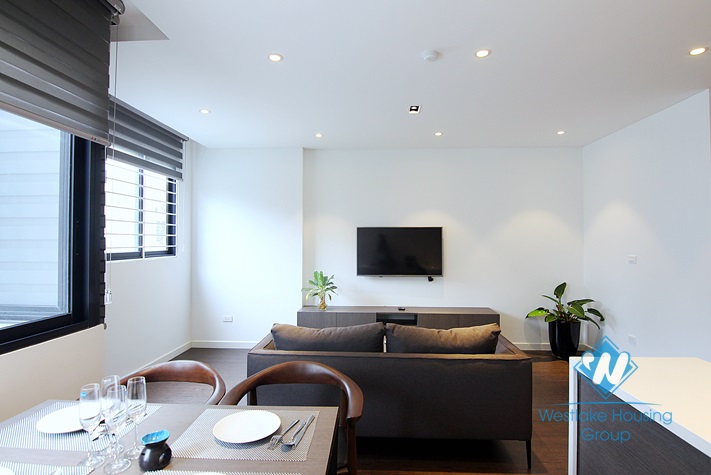 A super and brandnew 1 bedroom apartment for rent in Xuan La st, Tay Ho.