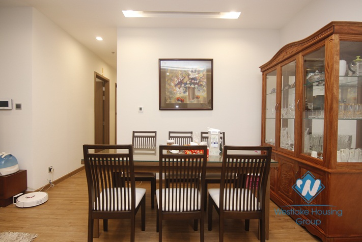 A wonderful apartment for rent in Vinhome Metropolis