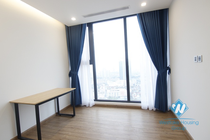 A modern 3 bedroom apartment for rent in Vinhome Metropolis