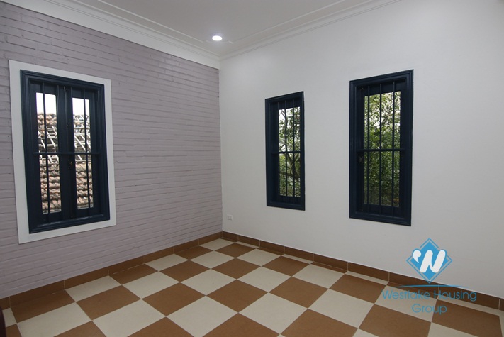A lovely 4 bedroom house for rent in Long Bien District