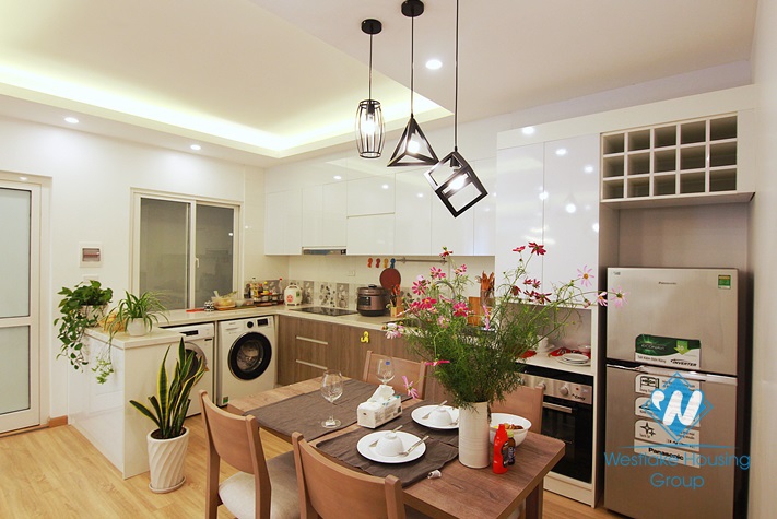 A nice 02 bedrooms for rent in Xuan Dieu area, Tay Ho District, Hanoi 
