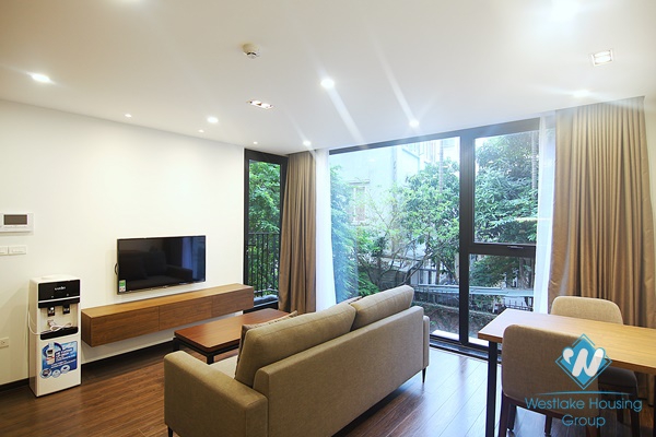 Spacious, modern 1 bedroom apartment for rent on To Ngoc Van, Tay Ho, Hanoi 