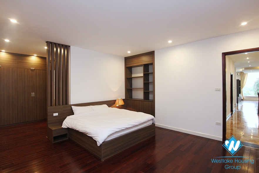 Spacious 4 bedrooms rental apartment on Dang Thai Mai street, Tay Ho, Hano