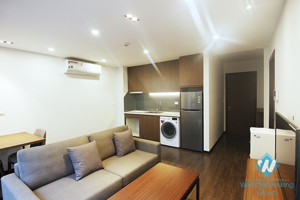 Spacious, modern 1 bedroom apartment for rent on To Ngoc Van, Tay Ho, Hanoi 